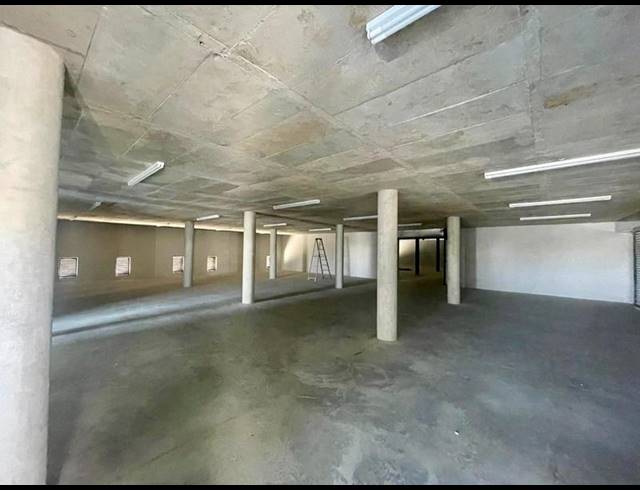INDUSTRIAL PROPERTY TO RENT IN MAGNA VIA INDUSTRIAL